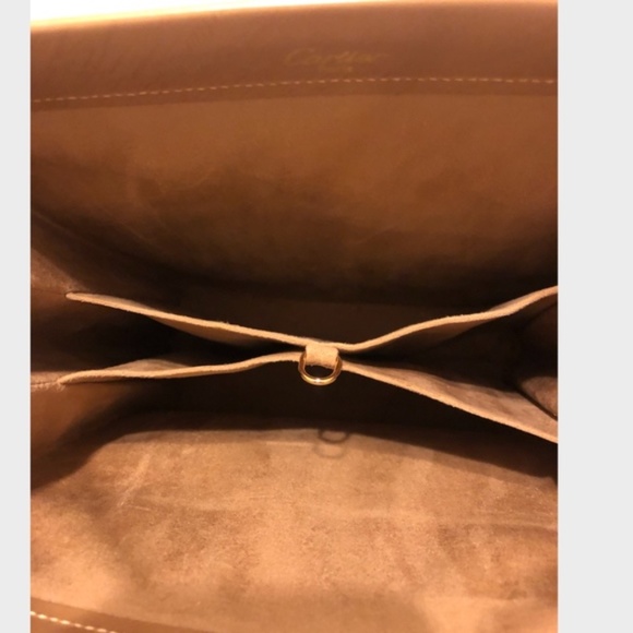 Cartier Vintage Camel leather Trinity Handbag. Epic piece with a unique handle. - Picture 6 of 12